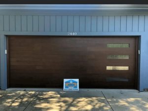 Garage door service Solon